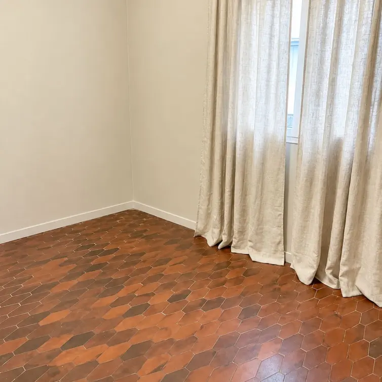 Venta de apartamento en planta media en Marbella