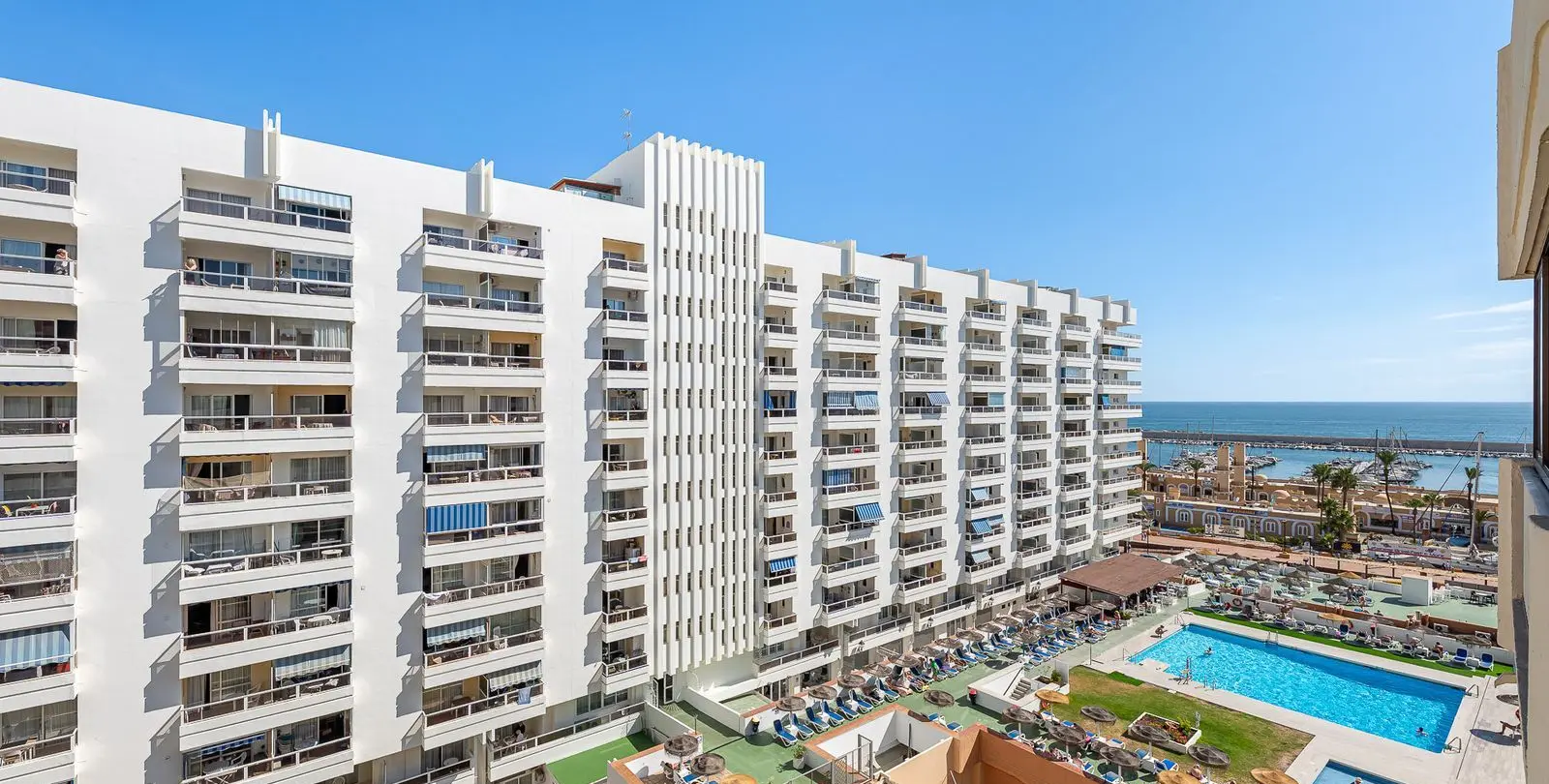 Продажа пентхауса в Fuengirola 1