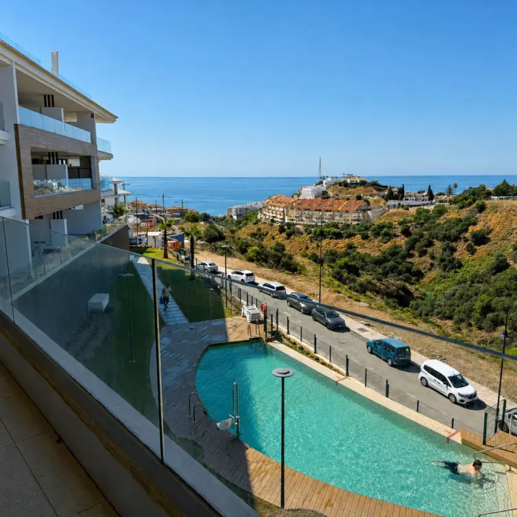 Venta de apartamento en planta media en Fuengirola