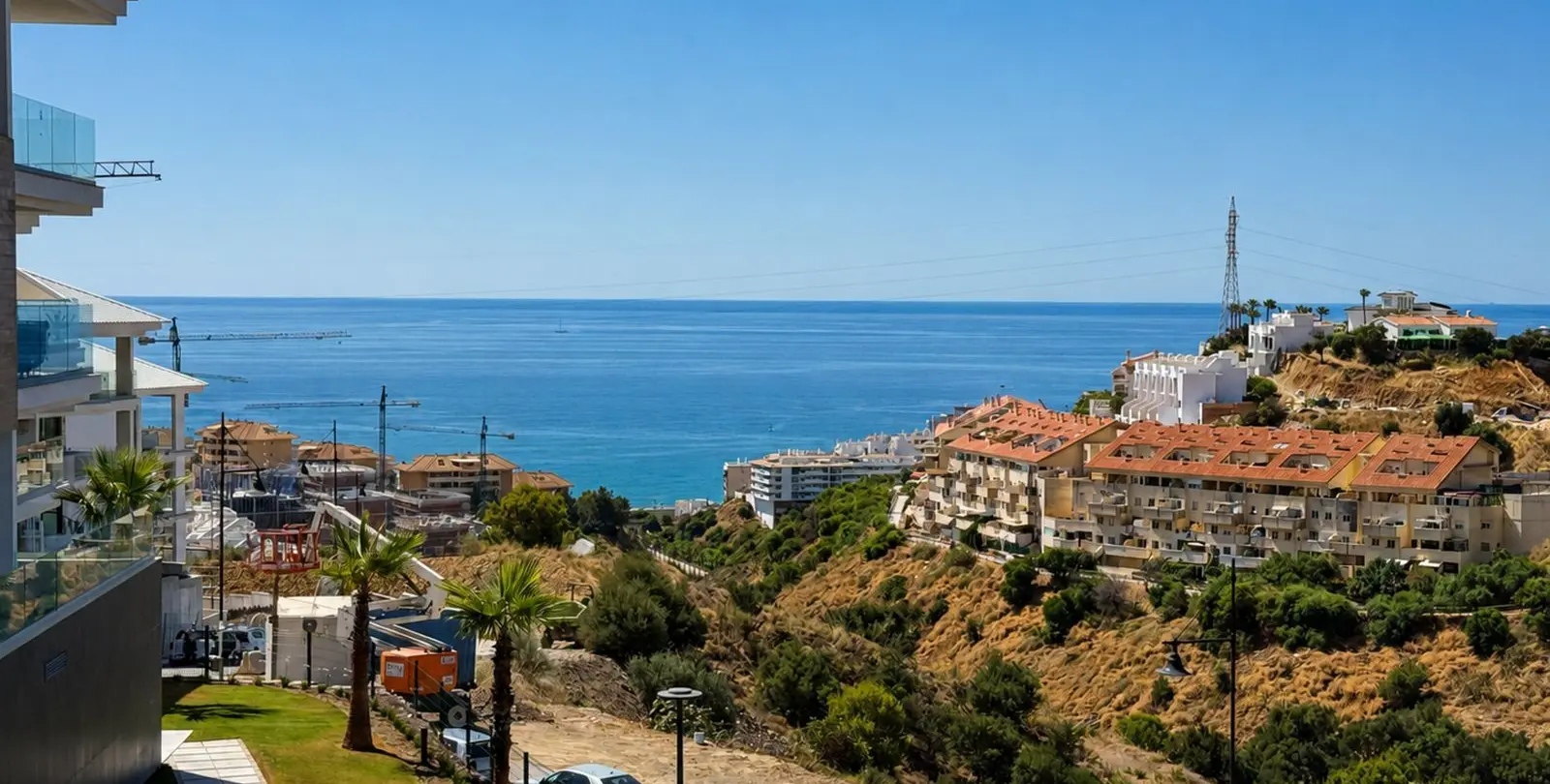Sale of middle floor apartment in Fuengirola 4