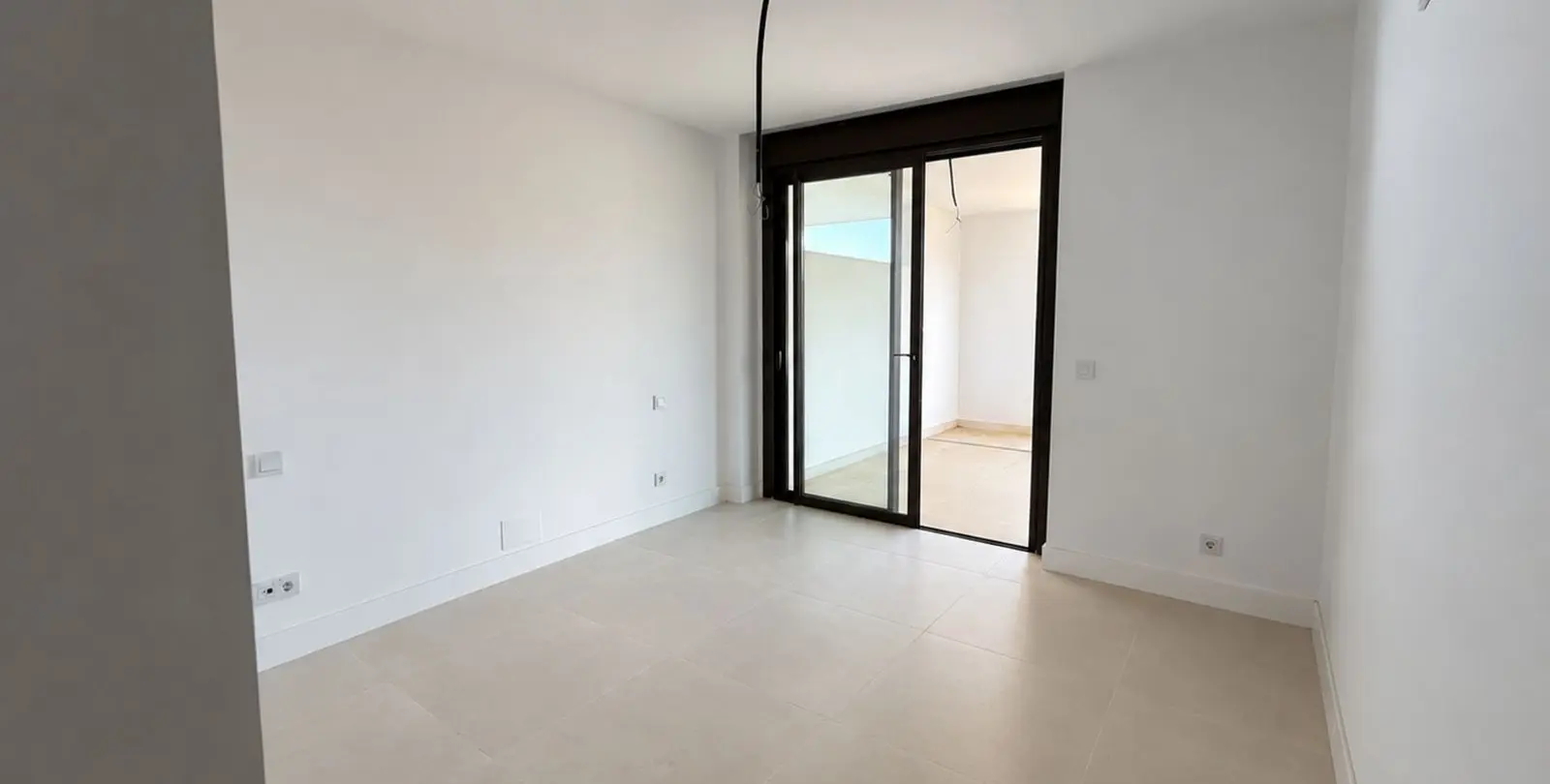 Sale of middle floor apartment in Fuengirola 19