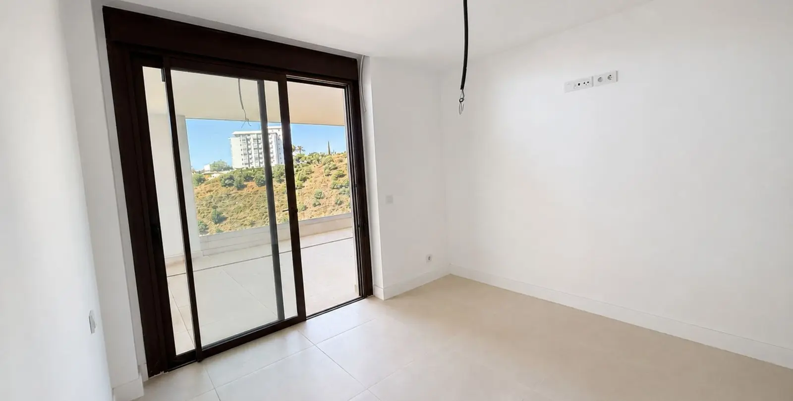 Sale of middle floor apartment in Fuengirola 22