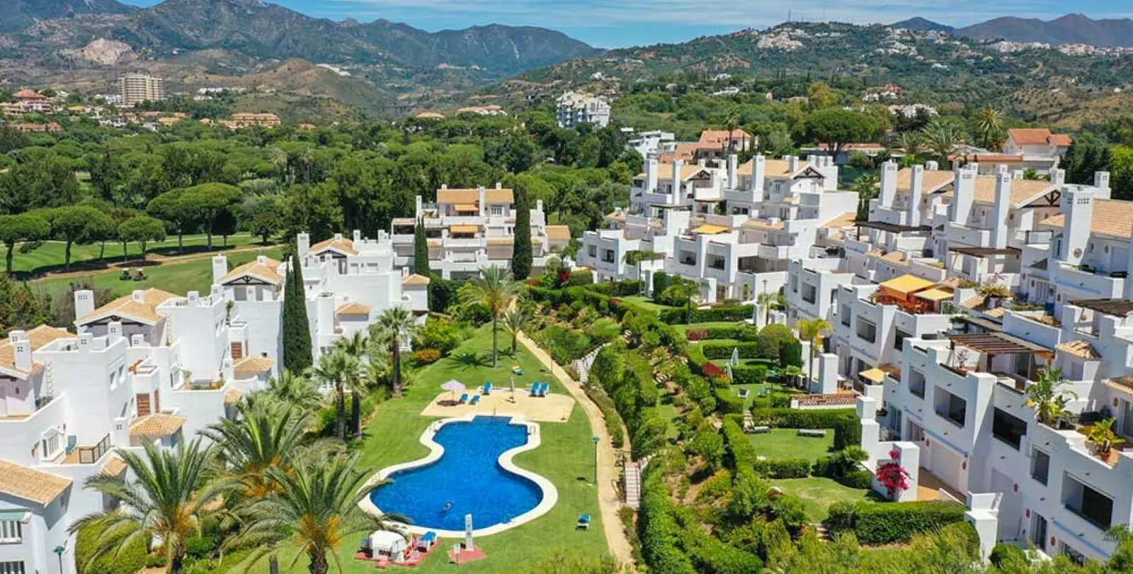 Venta de apartamento en planta media en Marbella 14