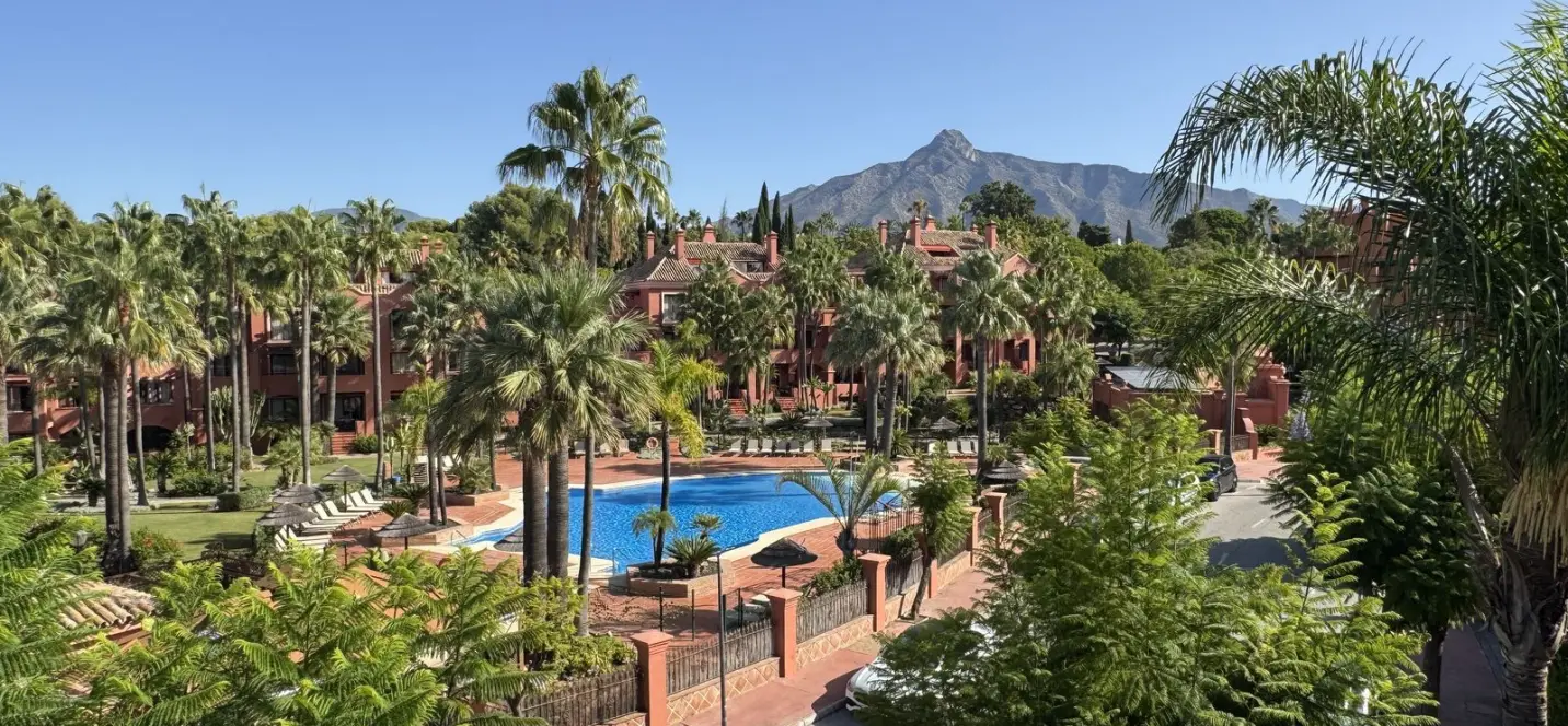 Venta de villa independiente en Puerto Banús 1