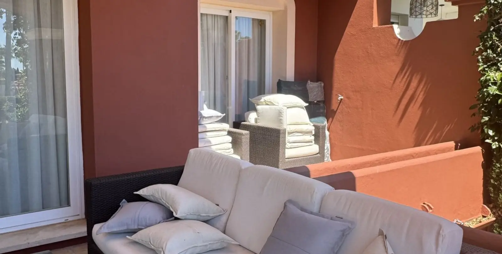 Продажа  отдельно стоящей виллы в Puerto Banús 13