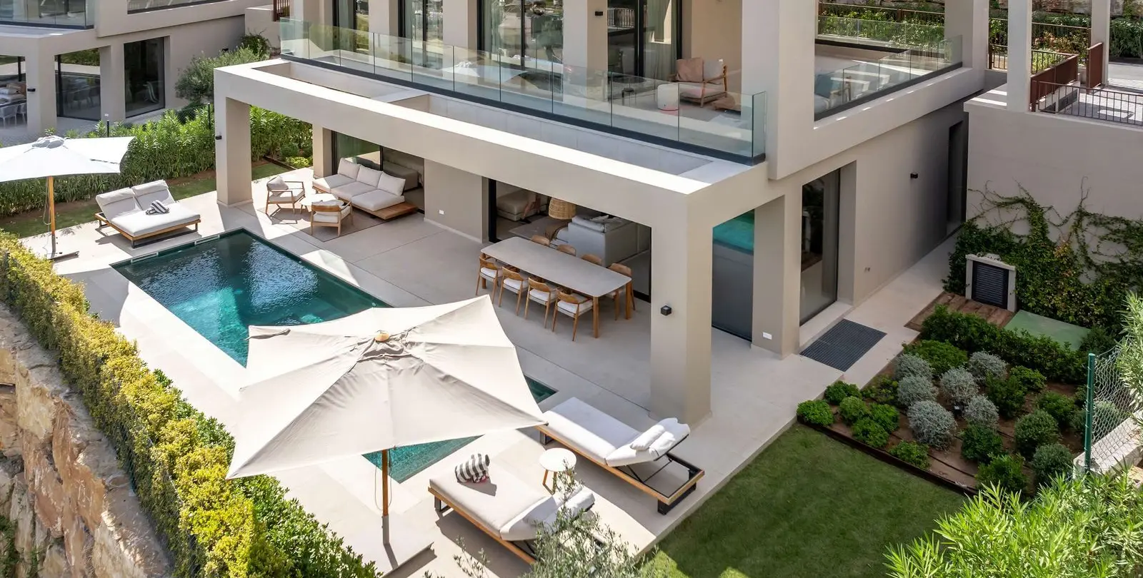 Sale of detached villa in Benahavís 1