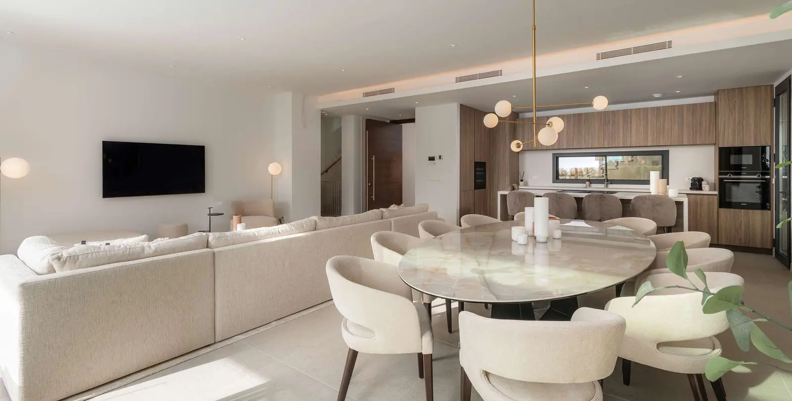 Sale of detached villa in Benahavís 30