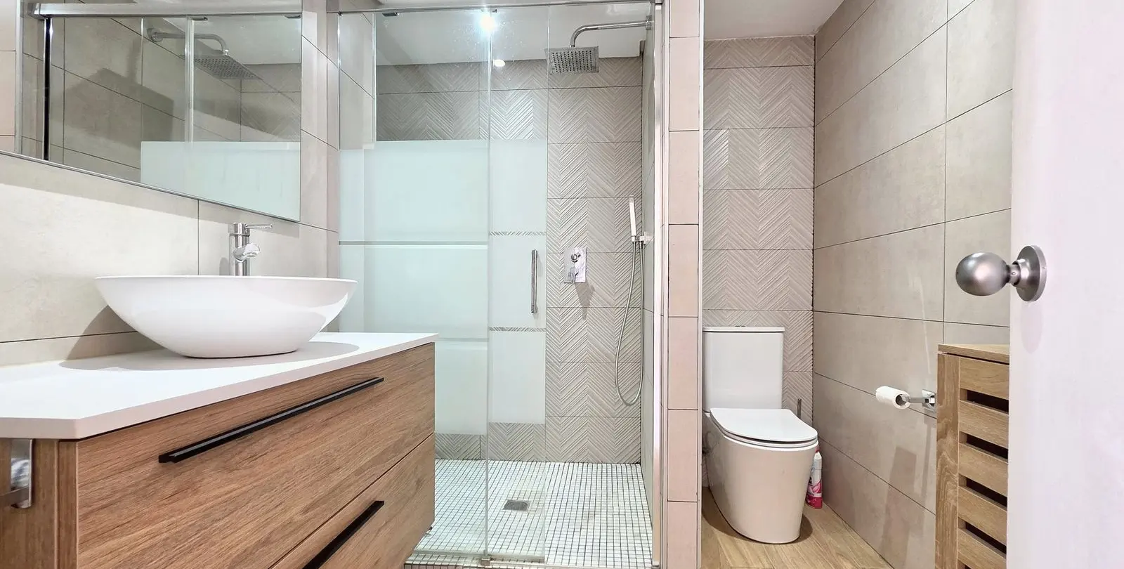 Sale of middle floor apartment in La Duquesa 3