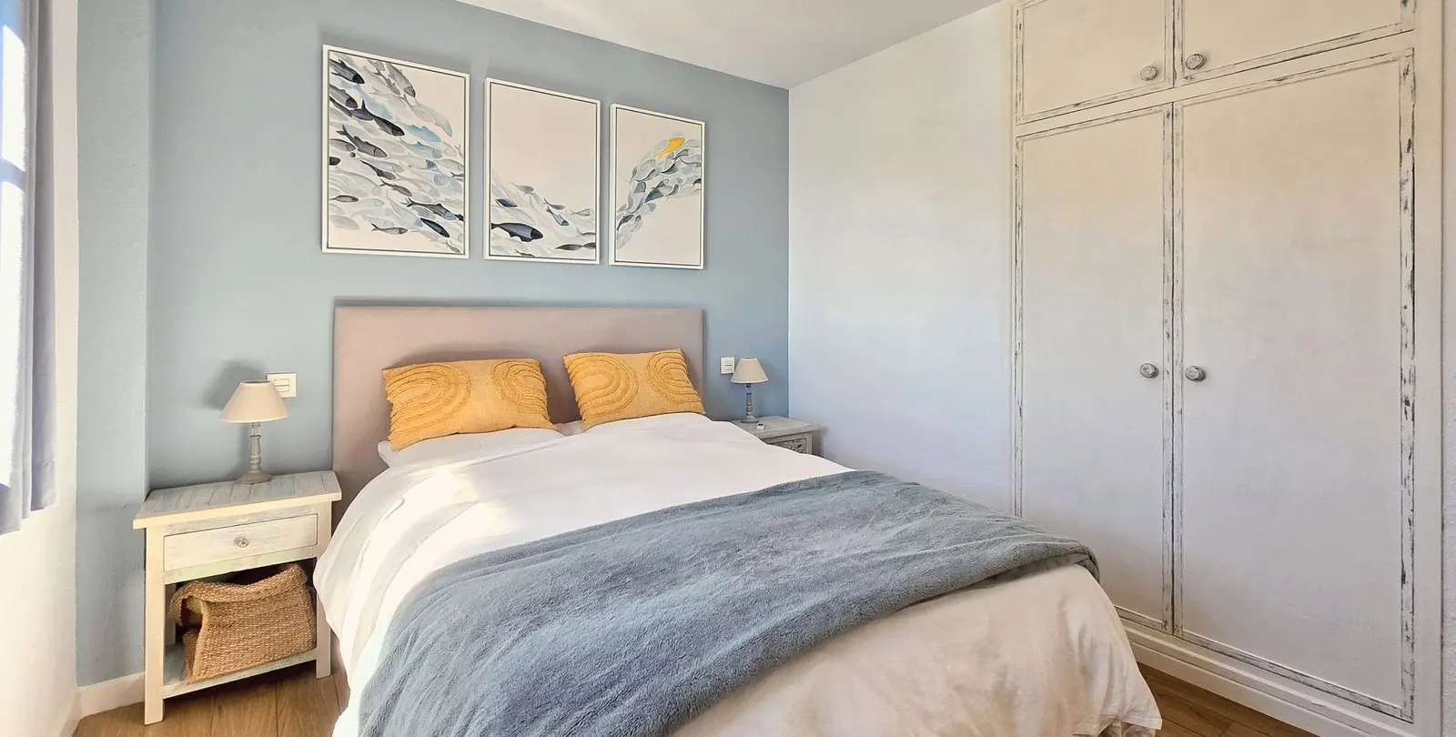 Sale of middle floor apartment in La Duquesa 14