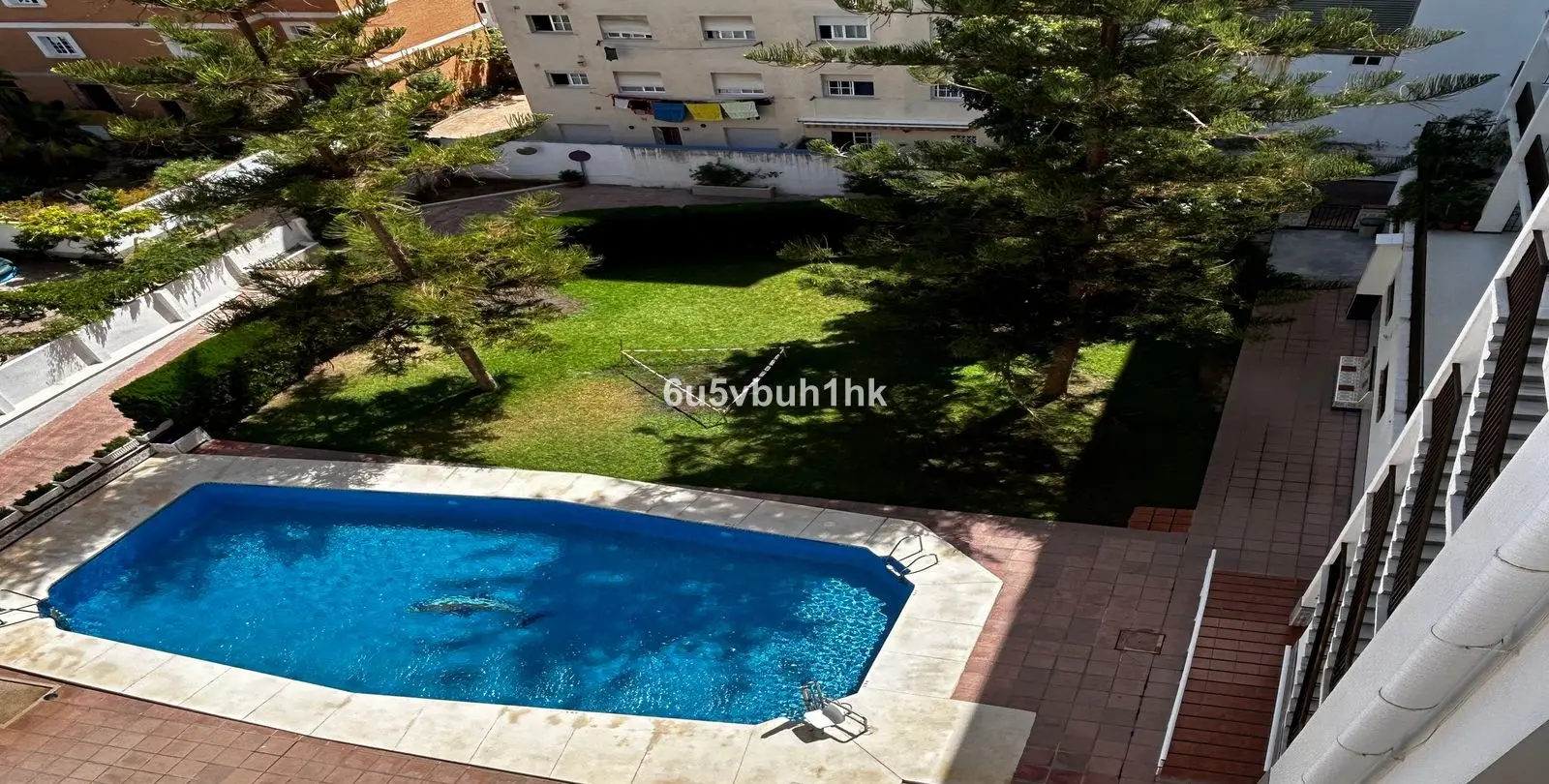 Продажа апартаментов на среднем этаже в Fuengirola 1