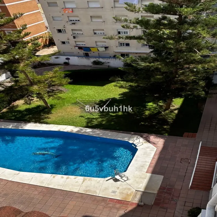 Продажа апартаментов на среднем этаже в Fuengirola