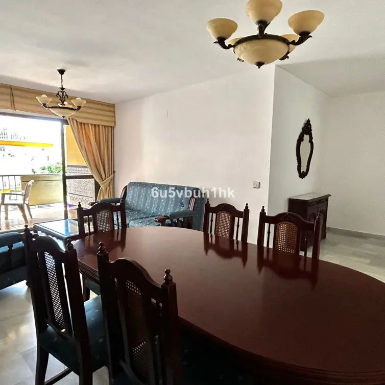 Продажа апартаментов на среднем этаже в Fuengirola
