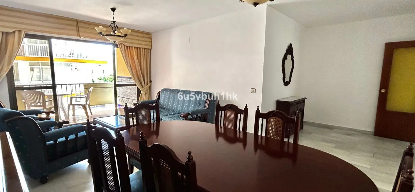 Продажа апартаментов на среднем этаже в Fuengirola 2