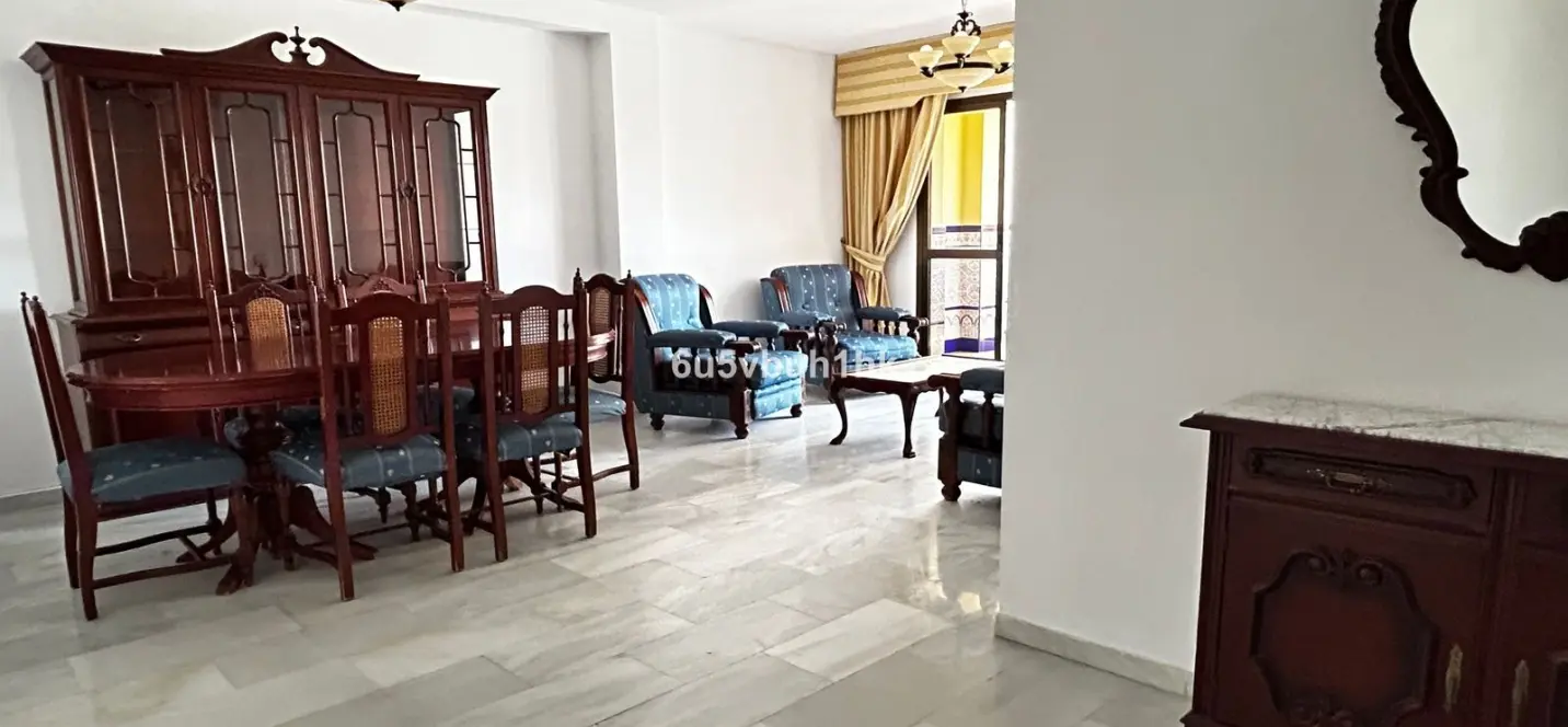 Продажа апартаментов на среднем этаже в Fuengirola 3
