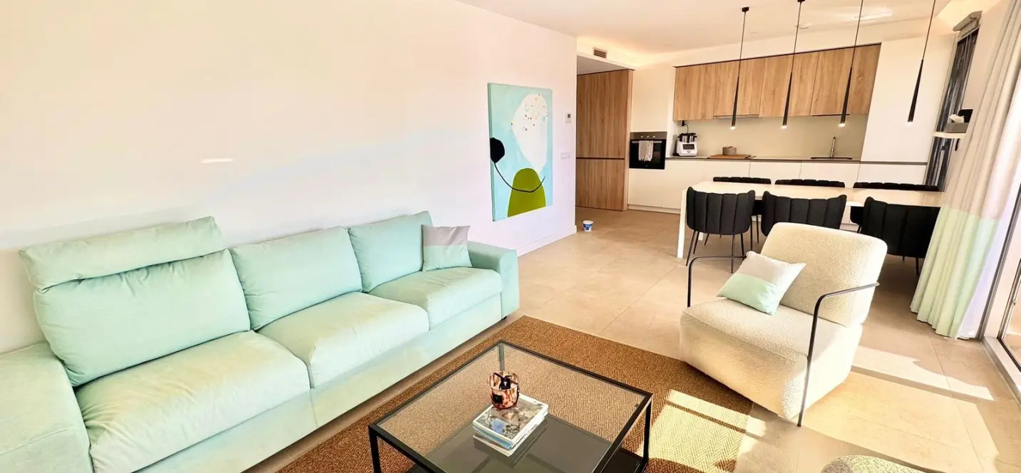 Venta de apartamento en planta media en La Cala Golf 0
