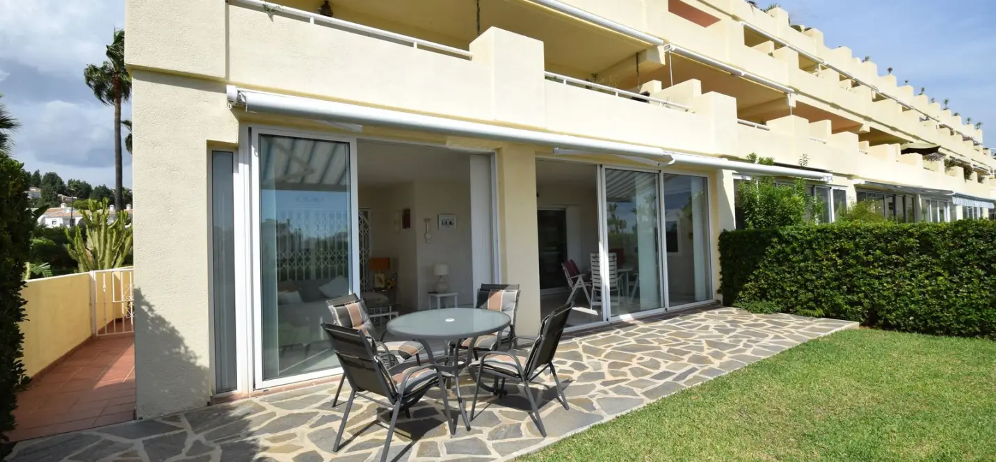 Sale of ground floor apartment in Mijas Costa 1