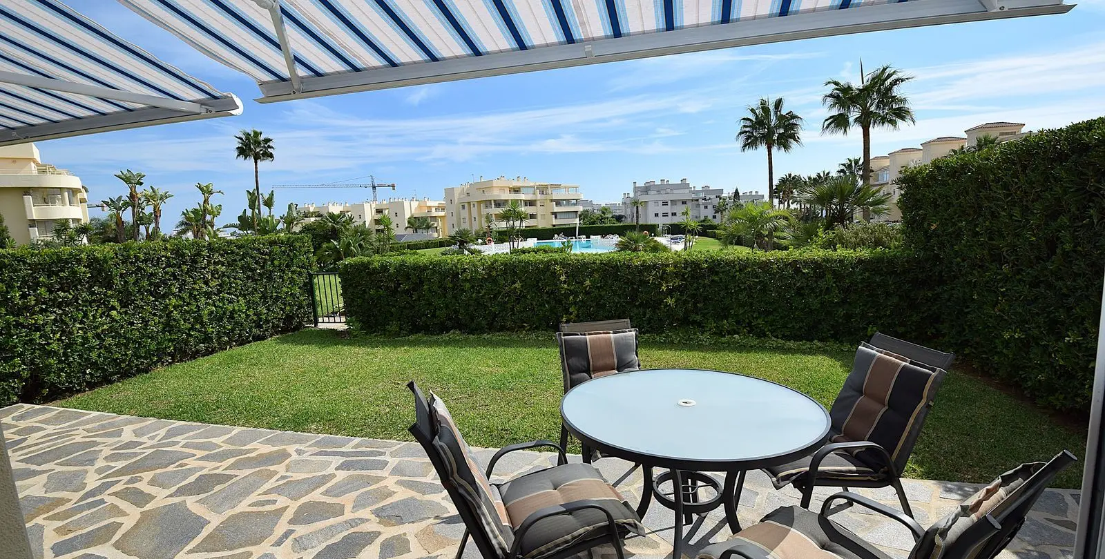 Venta de apartamento en planta baja en Mijas Costa 11