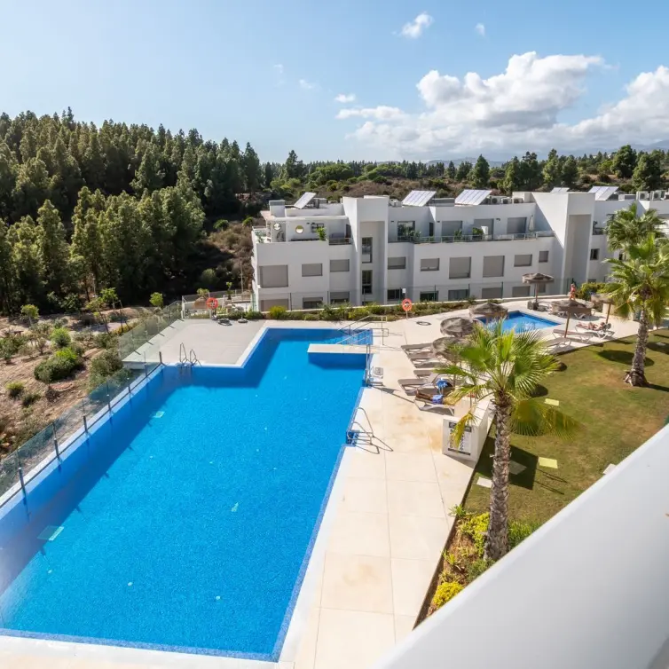 Sale of middle floor apartment in Mijas Costa