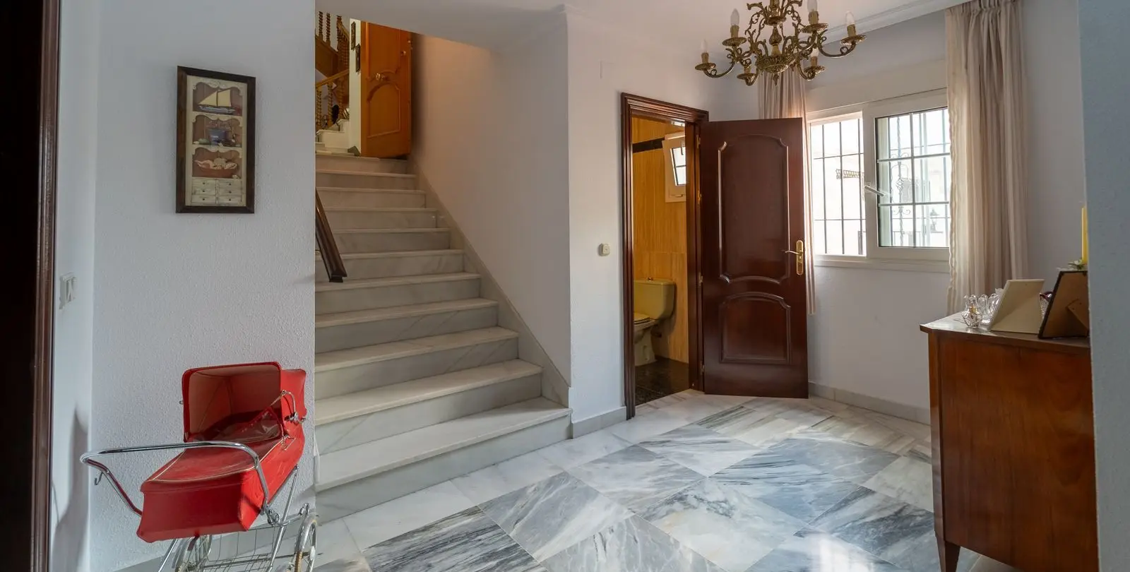 Sale of detached villa in Fuengirola 31