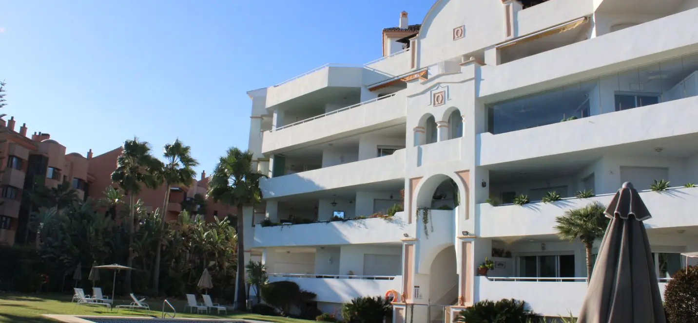 Продажа апартаментов на среднем этаже в Marbella 0