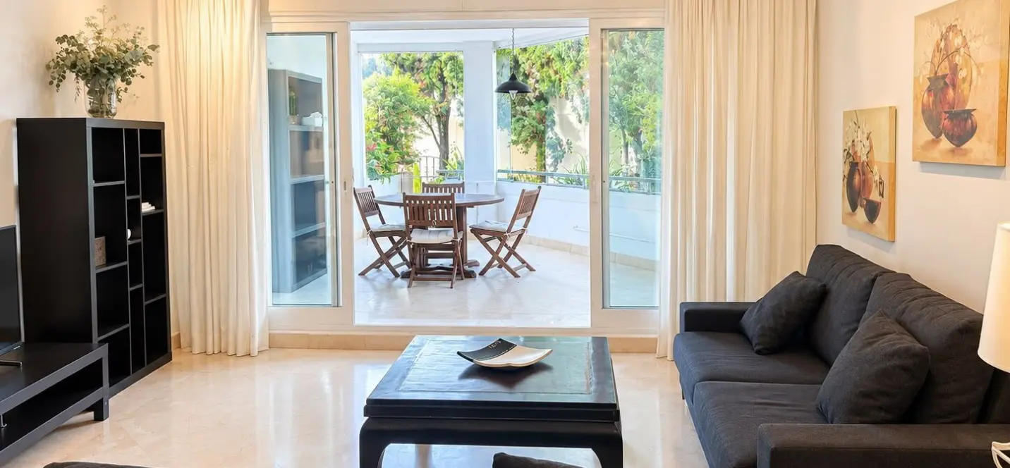 Продажа апартаментов на среднем этаже в Marbella 4