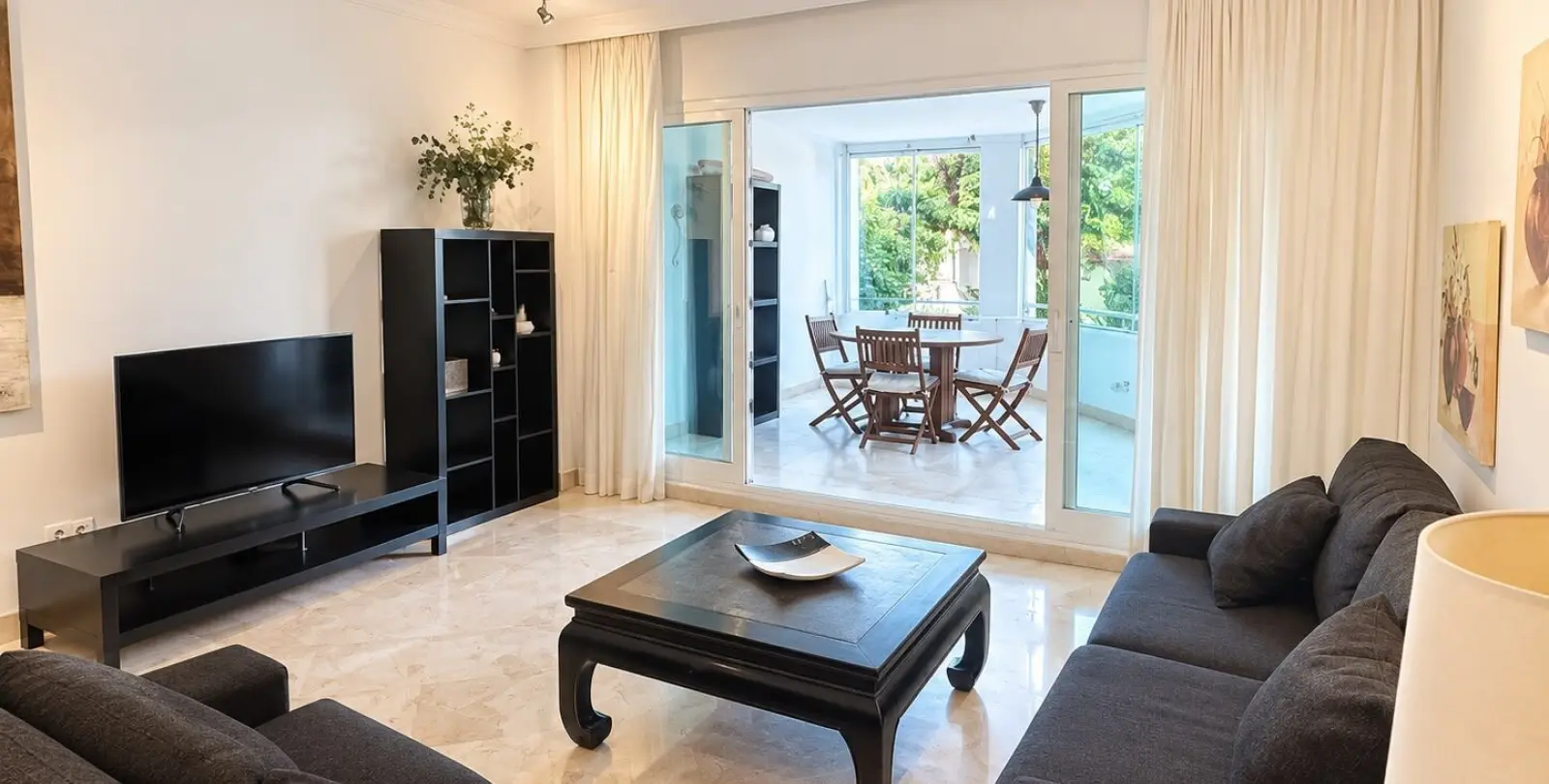 Venta de apartamento en planta media en Marbella 6