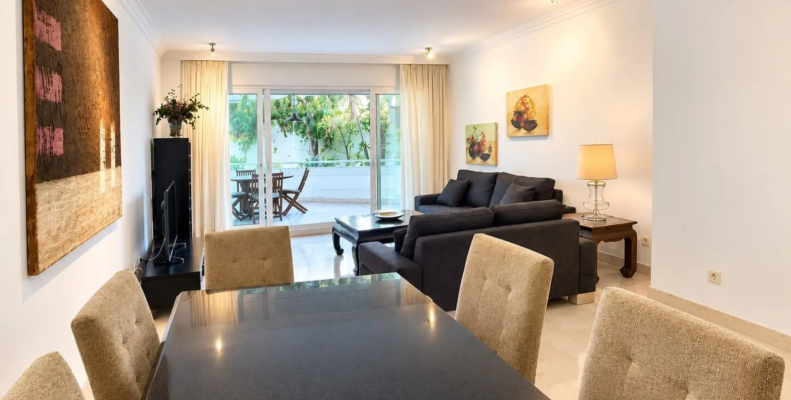 Venta de apartamento en planta media en Marbella 8