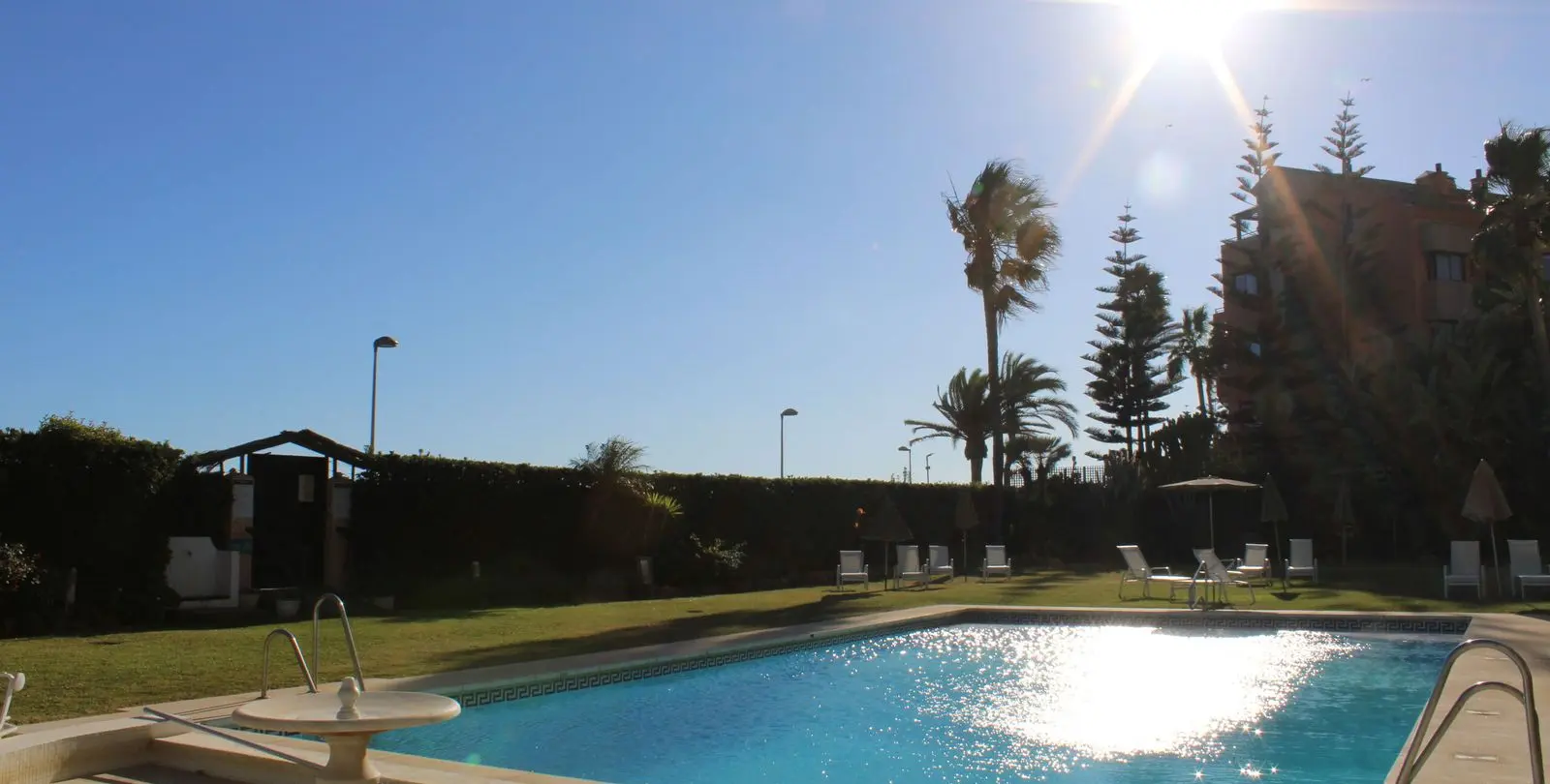 Venta de apartamento en planta media en Marbella 15
