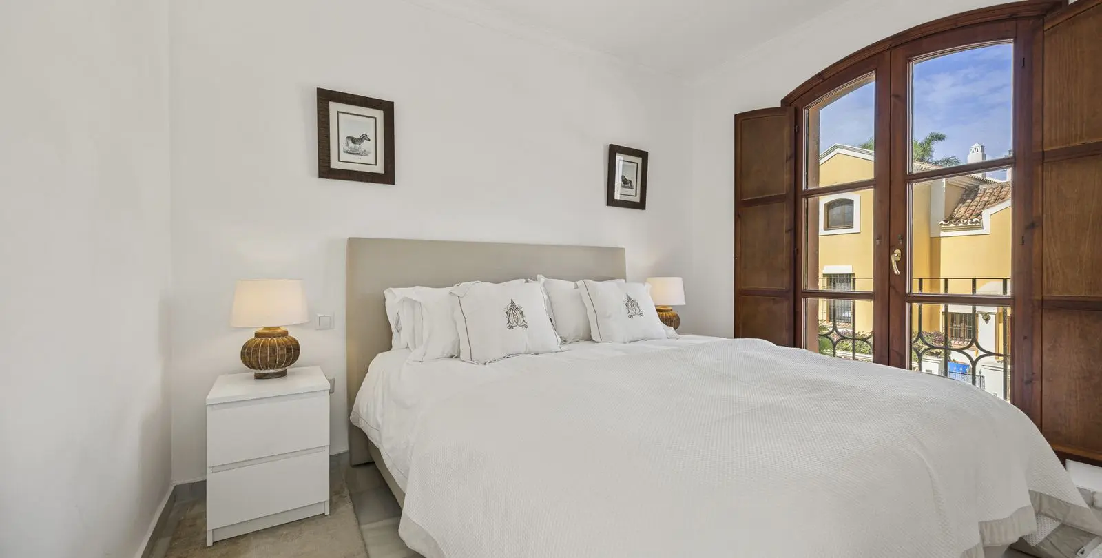 Продажа таунхауса в Guadalmina Alta 10