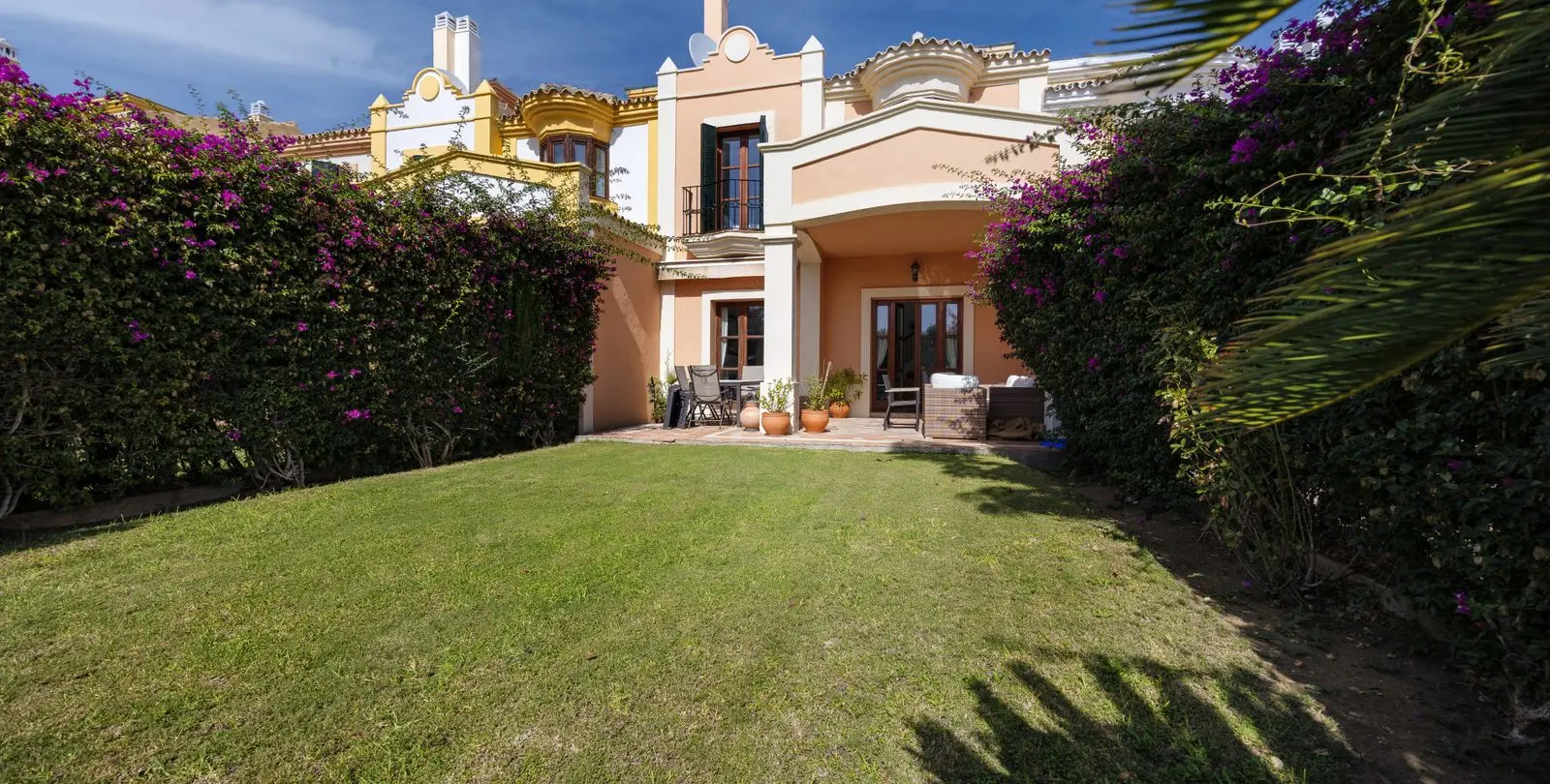 Продажа таунхауса в Guadalmina Alta 25