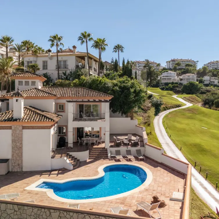 Venta de villa independiente en La Cala Golf