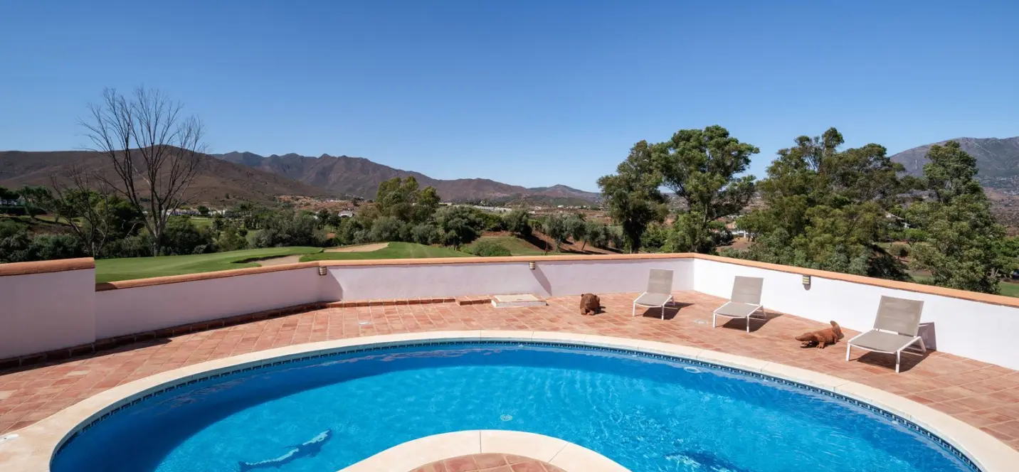Venta de villa independiente en La Cala Golf 1