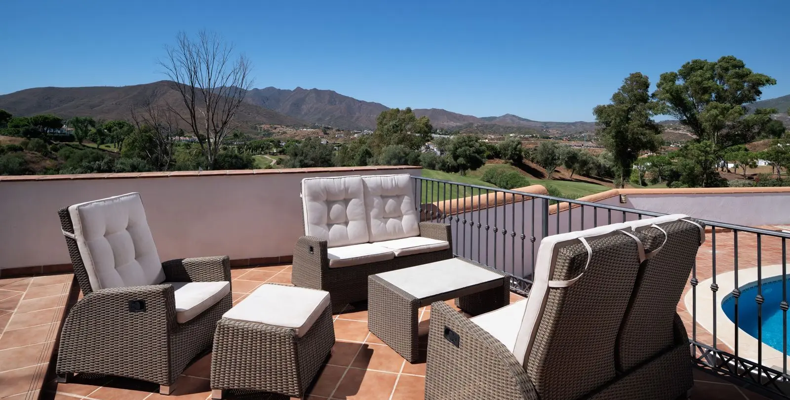 Venta de villa independiente en La Cala Golf 3