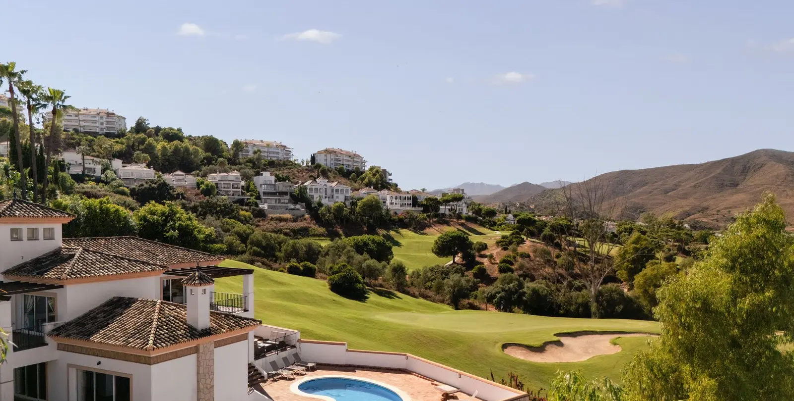 Venta de villa independiente en La Cala Golf 18