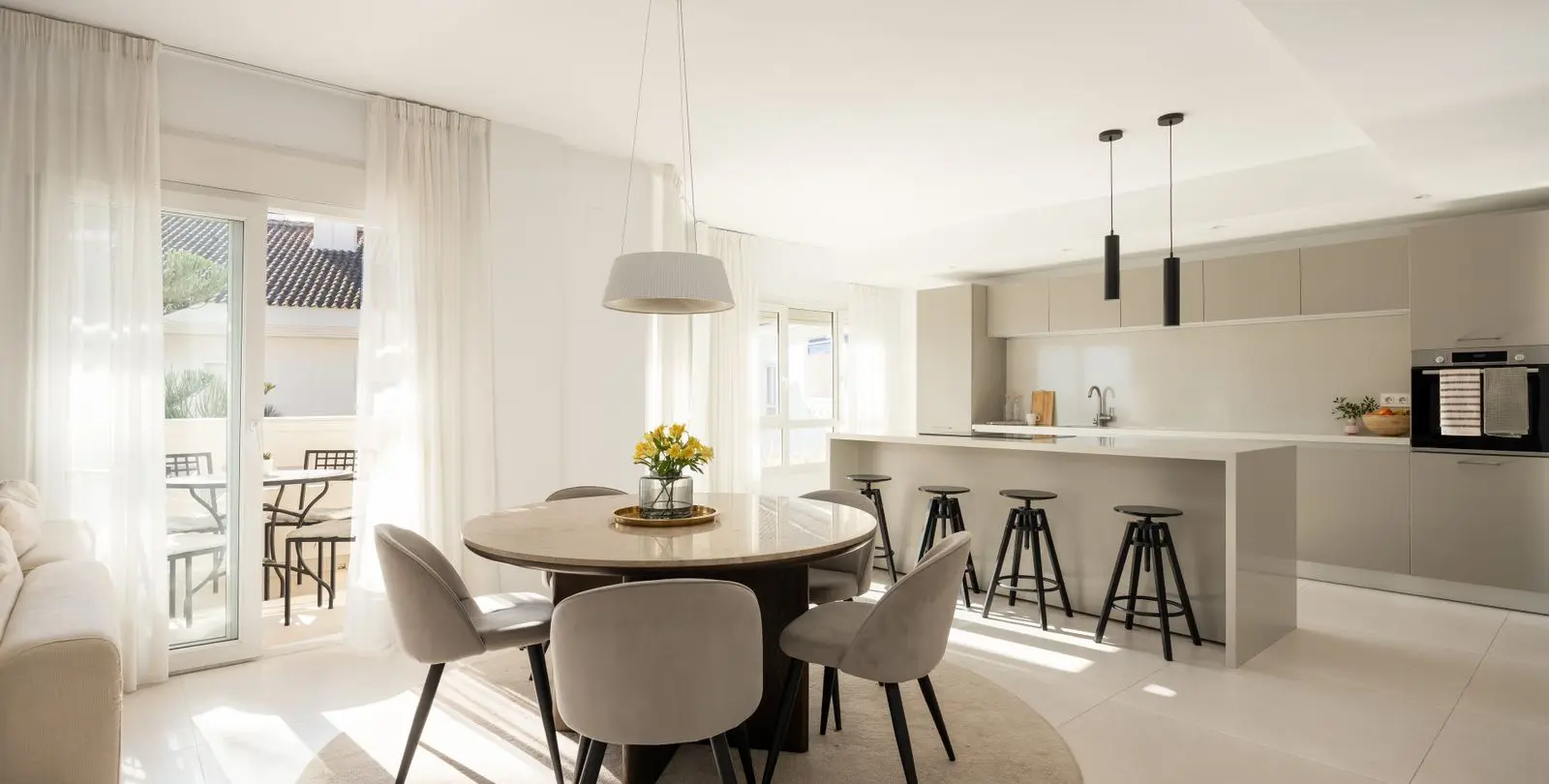 Venta de ático dúplex en San Pedro de Alcántara 2