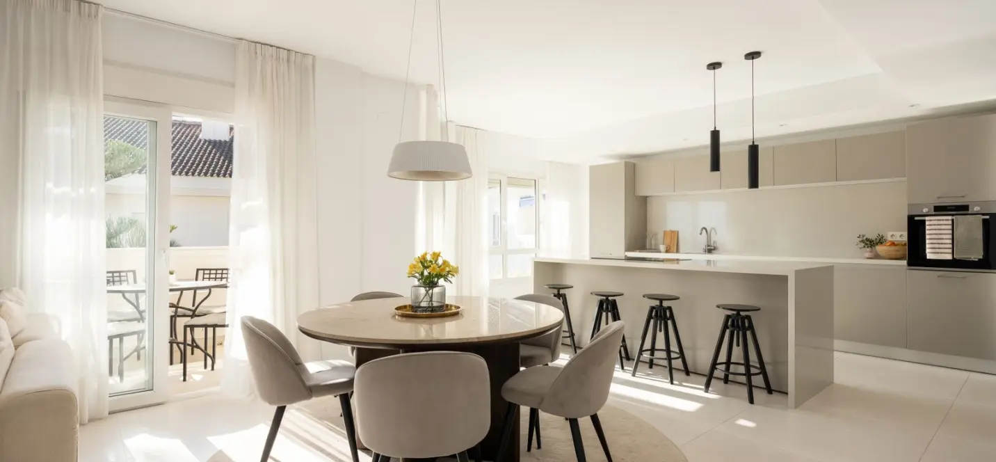 Venta de ático dúplex en San Pedro de Alcántara 1