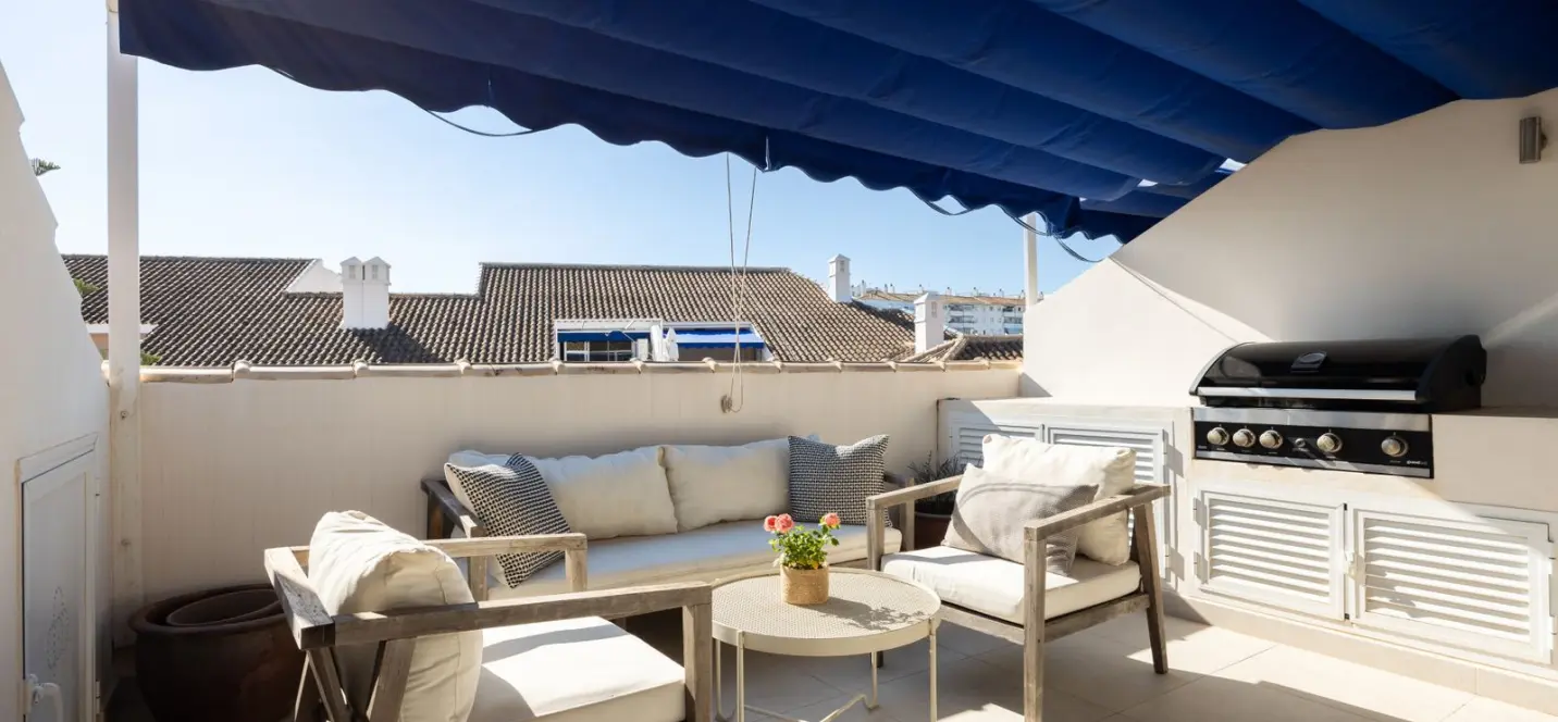 Venta de ático dúplex en San Pedro de Alcántara 2