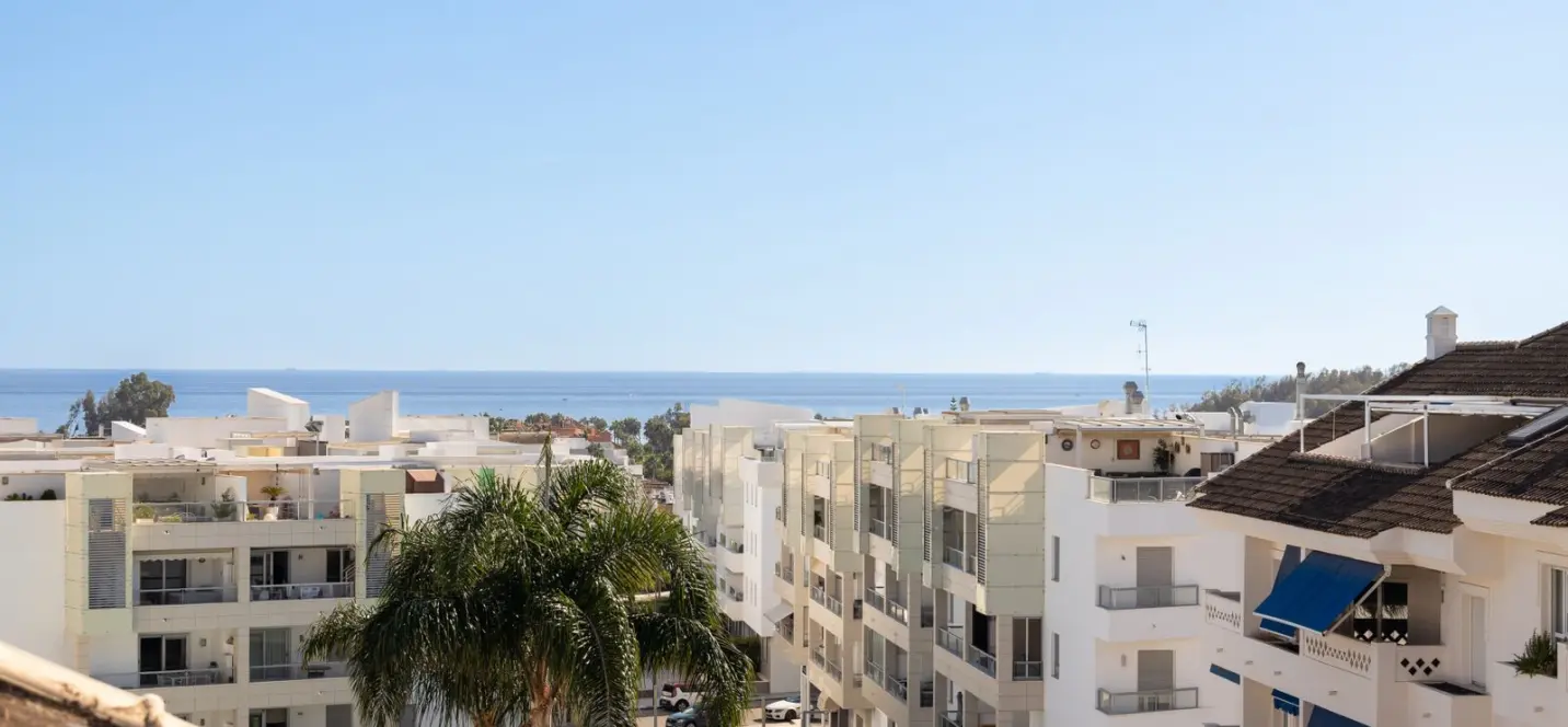 Venta de ático dúplex en San Pedro de Alcántara 3