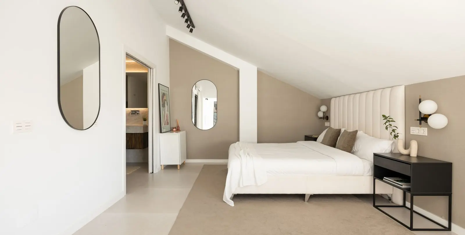 Venta de ático dúplex en San Pedro de Alcántara 8