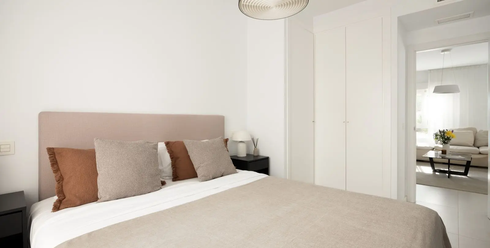 Venta de ático dúplex en San Pedro de Alcántara 19