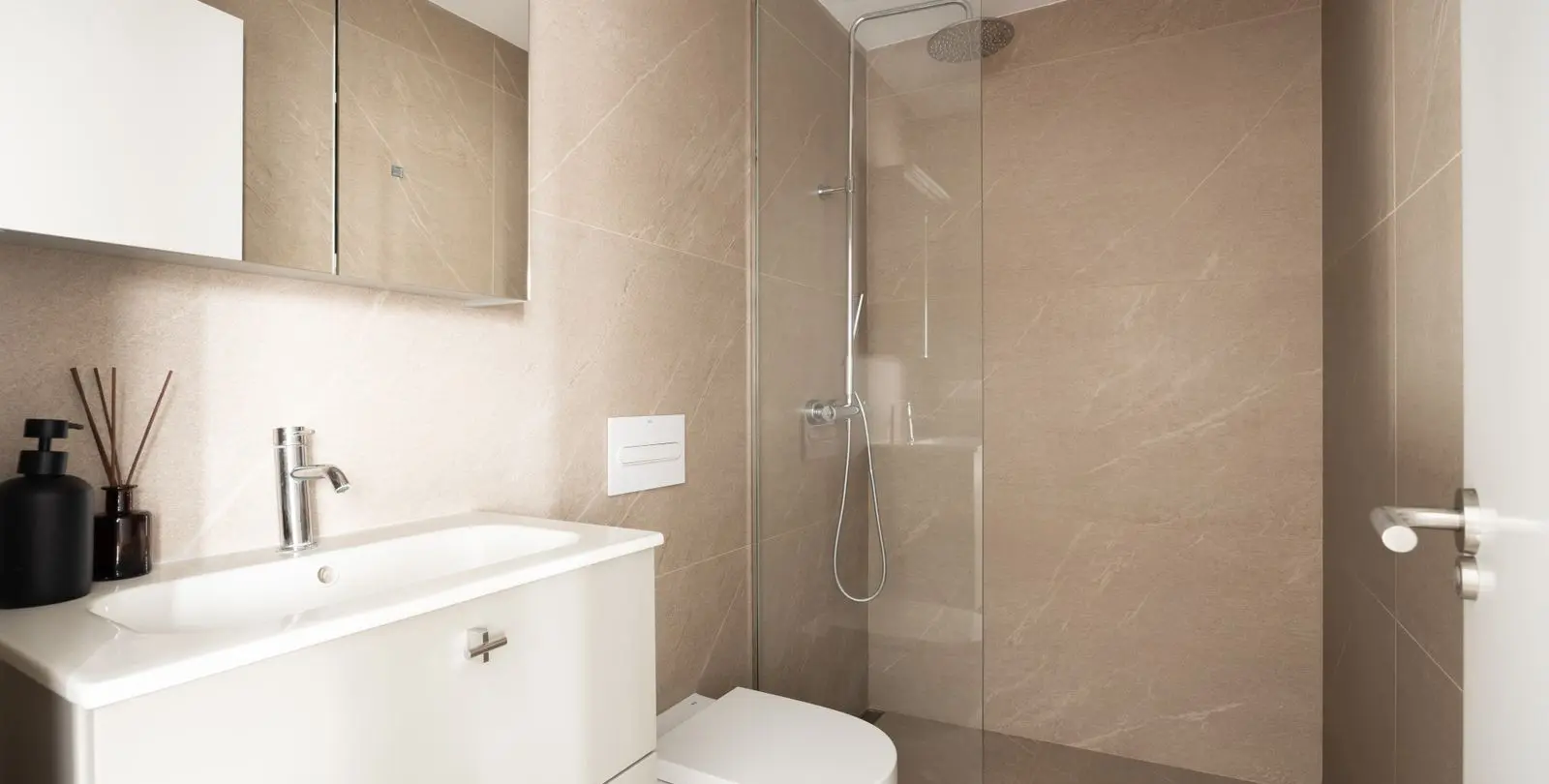 Venta de ático dúplex en San Pedro de Alcántara 20