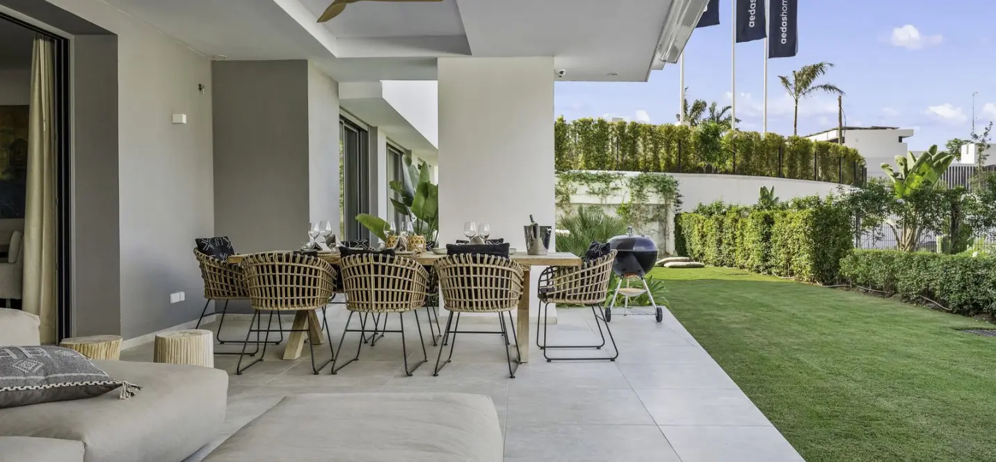 Venta de apartamento en planta baja en Marbella 2