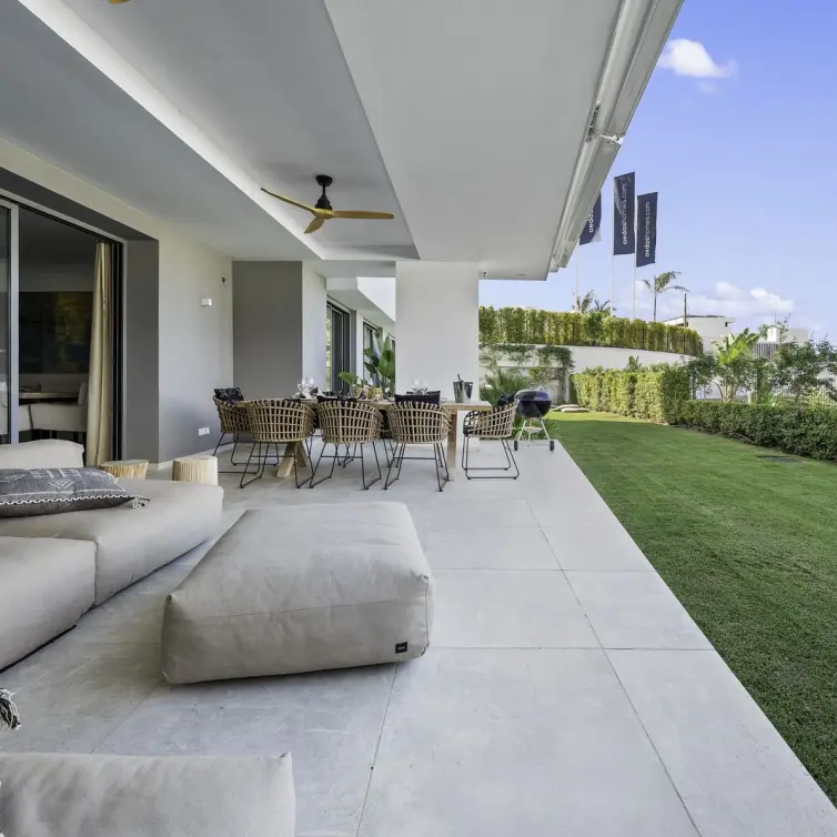 Venta de apartamento en planta baja en Marbella