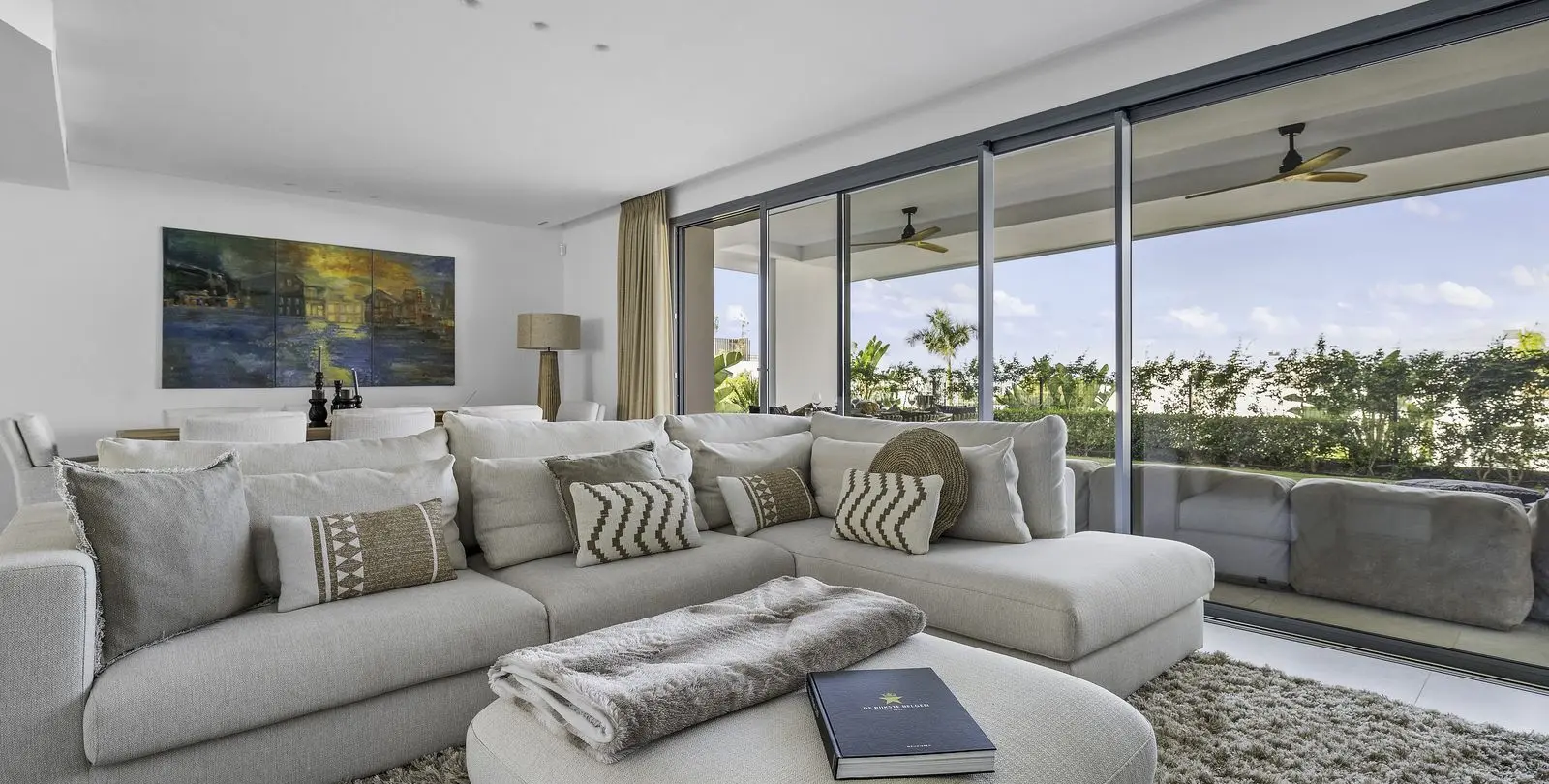 Продажа апартаментов на первом этаже в Marbella 9