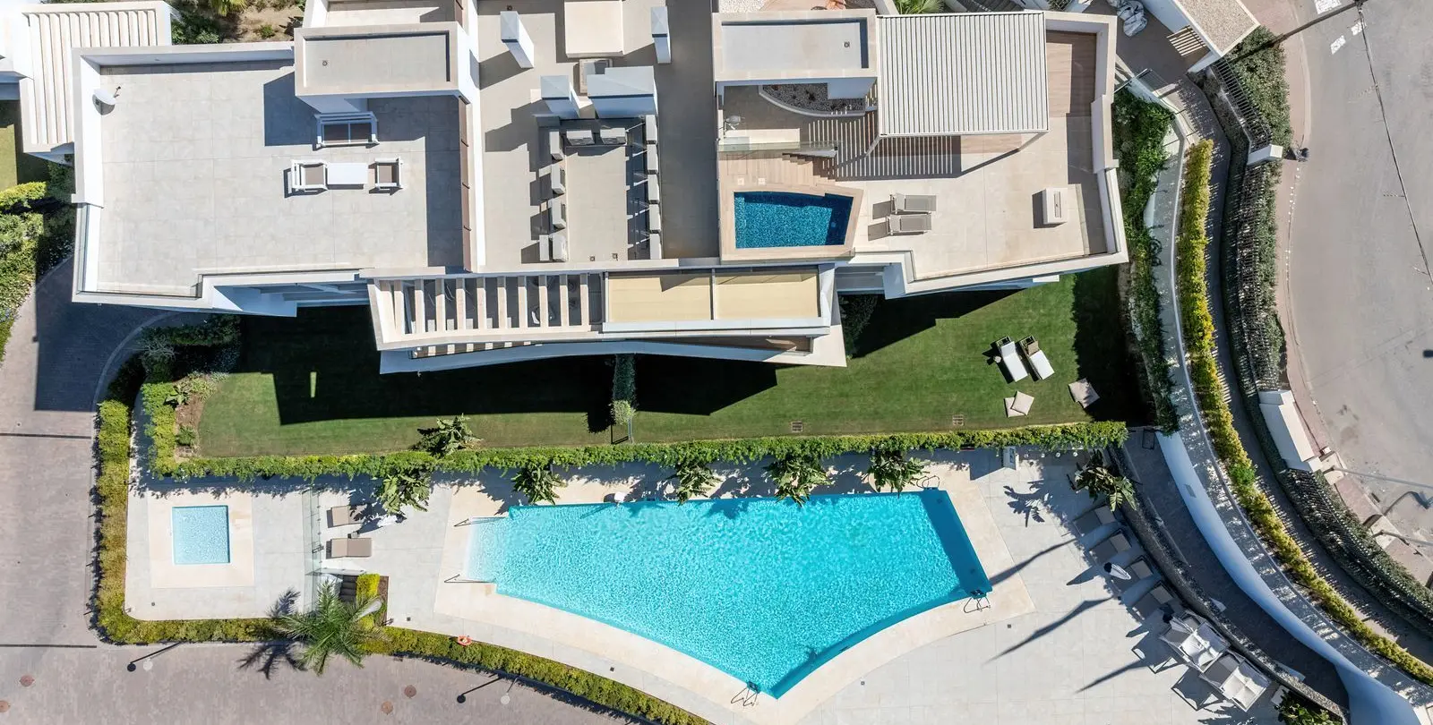 Продажа апартаментов на первом этаже в Marbella 47