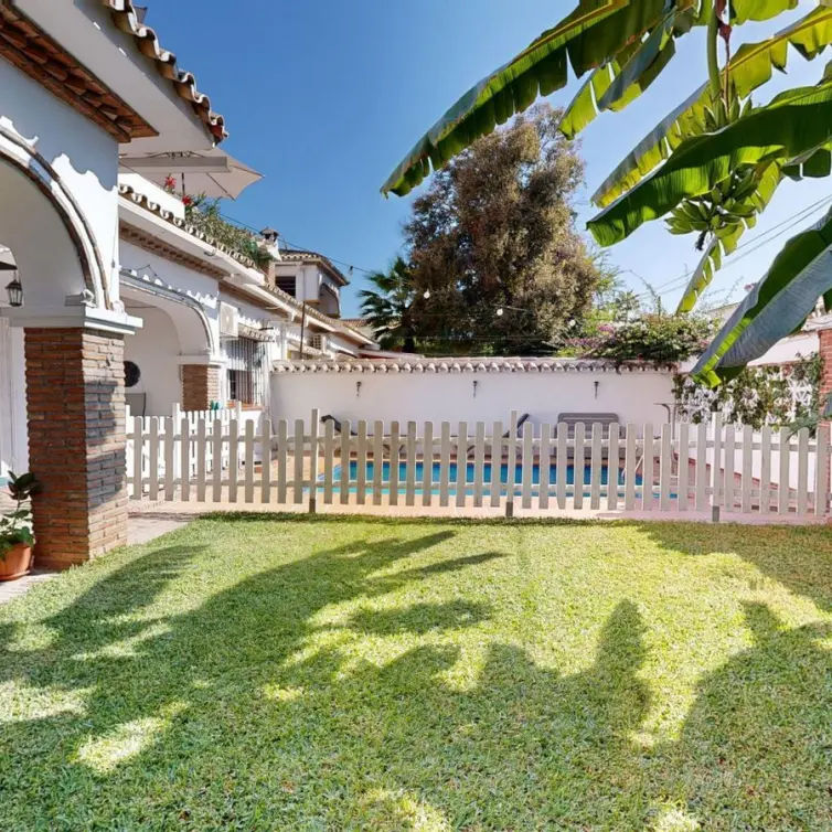 Venta de casa pareada en The Golden Mile
