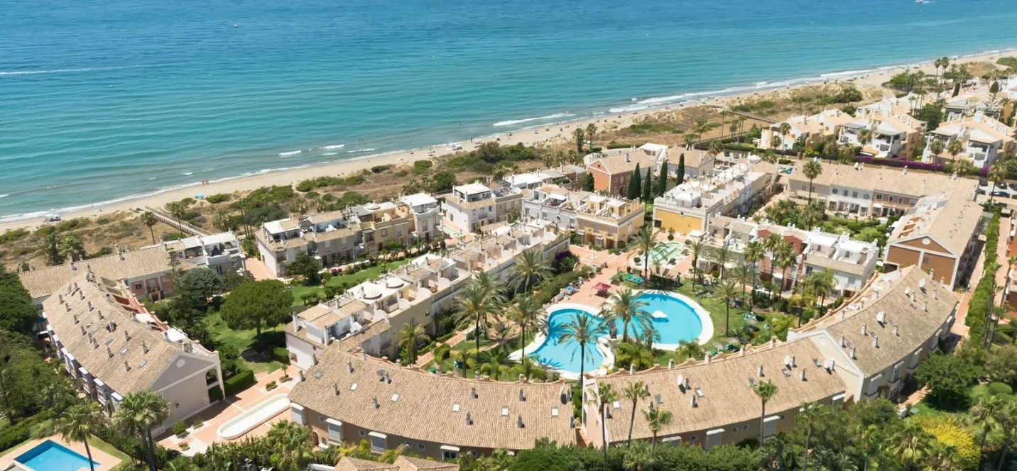 Venta de adosado en Bahía de Marbella 1