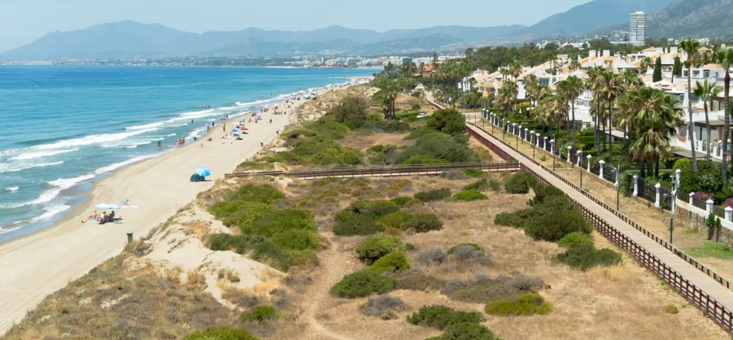 Venta de adosado en Bahía de Marbella 2