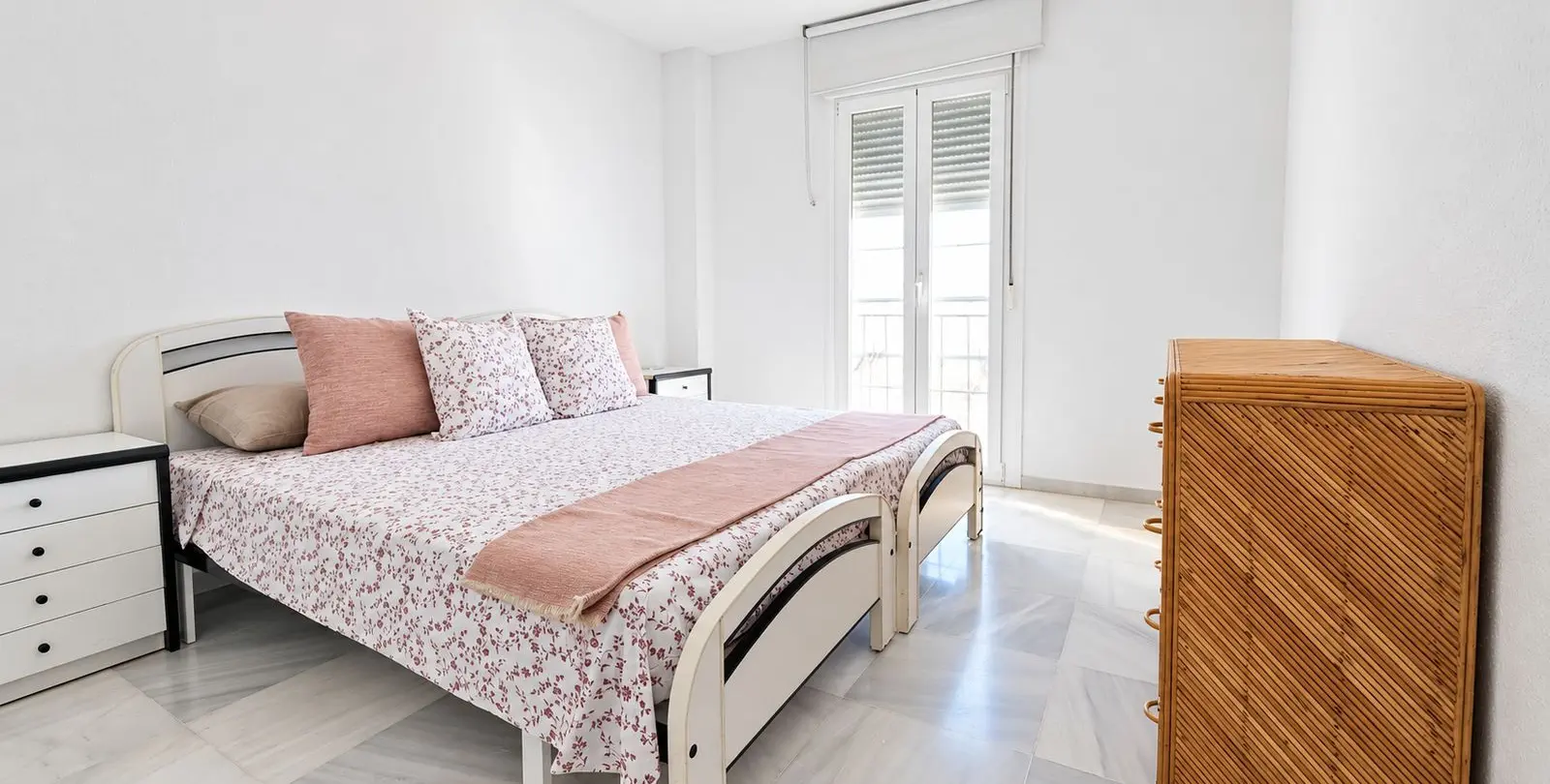 Продажа пентхауса в Estepona 10