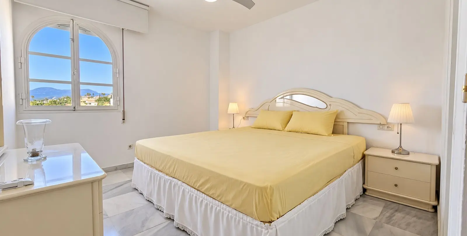 Продажа пентхауса в Estepona 15